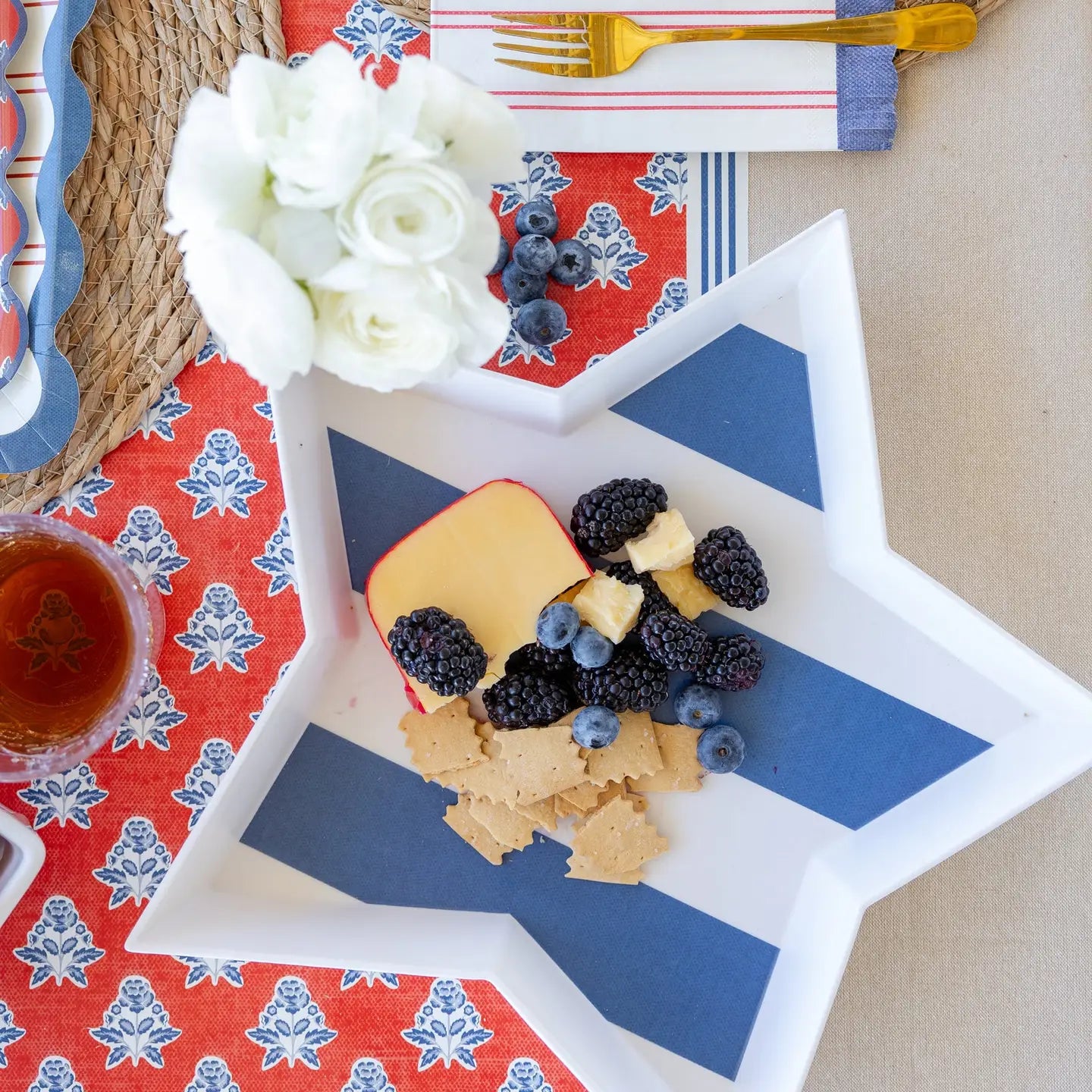 Stacking Stars Bamboo Tray Set (Set of 3)