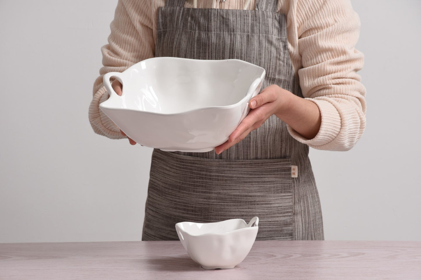 Large Bowl in Melamine-White