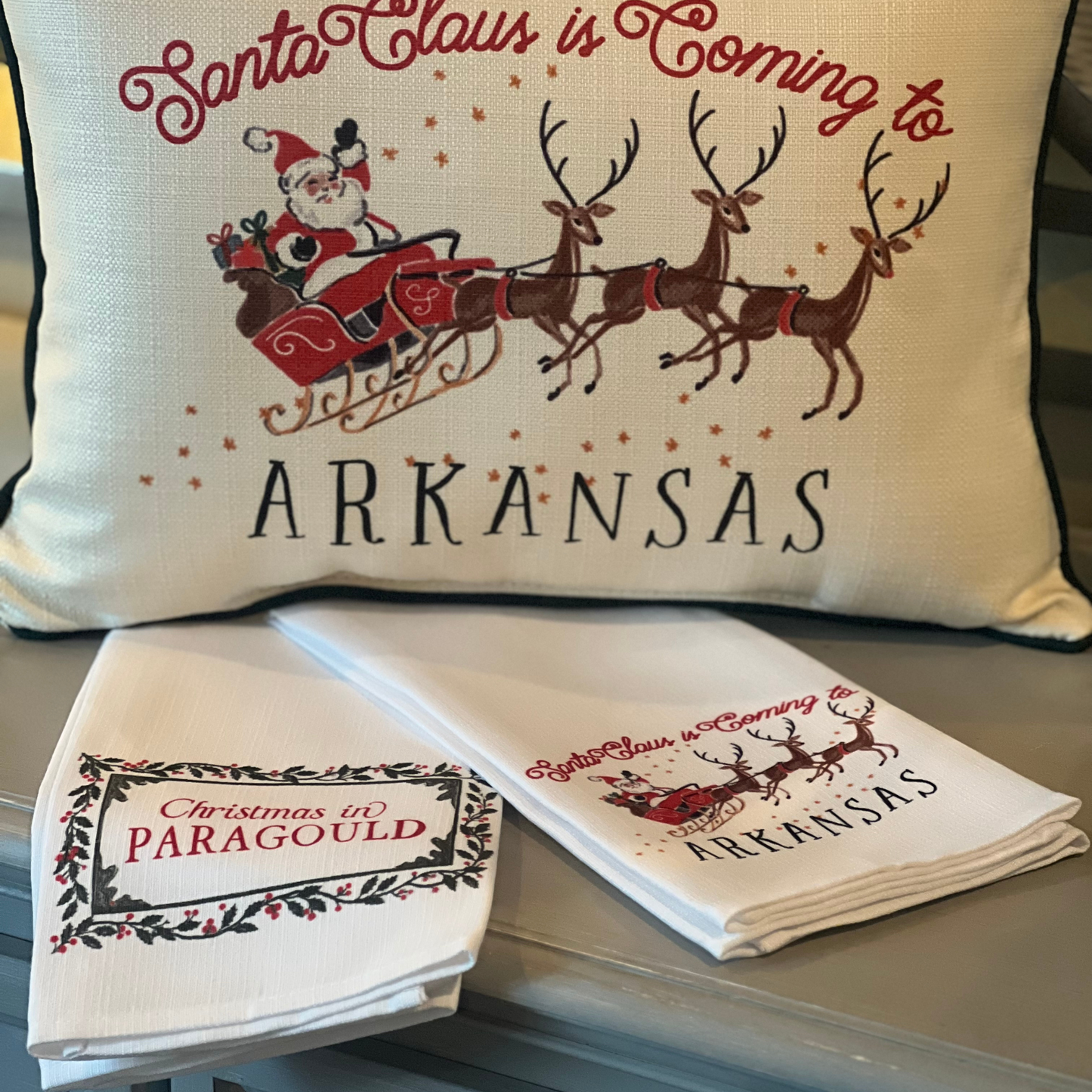 Santa Claus is coming to Arkansas Tea Towel